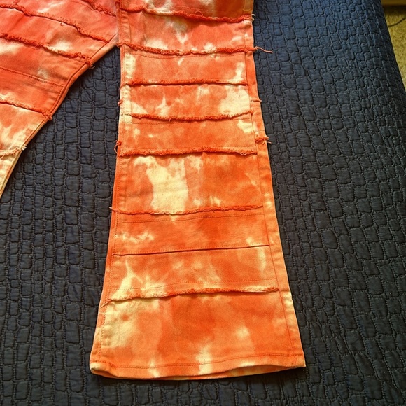 Light Red Tie-dyed Golden Denim Jeans, Size 40 - Picture 8 of 8